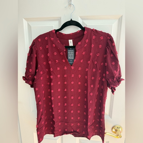 NWT Women's Ruffled Sleeve Top - Burgandy - Picture 2 of 4